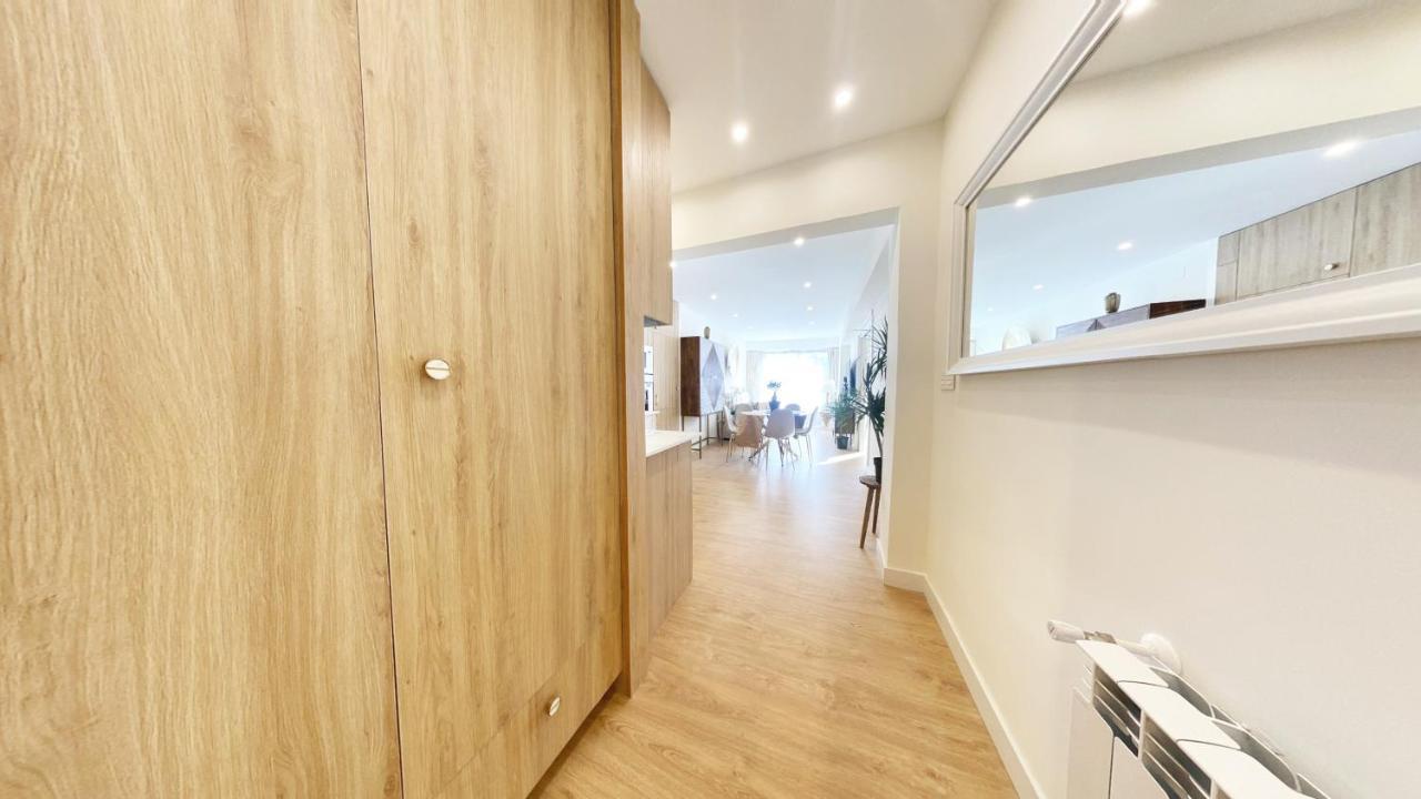 Miramar Luxurious Flat, 3 Double Rooms, Free Parking, Terrace, Completely New Сан-Себастьян Экстерьер фото