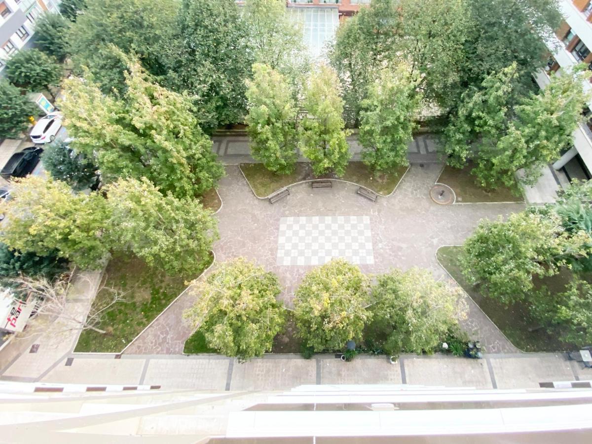 Miramar Luxurious Flat, 3 Double Rooms, Free Parking, Terrace, Completely New Сан-Себастьян Экстерьер фото